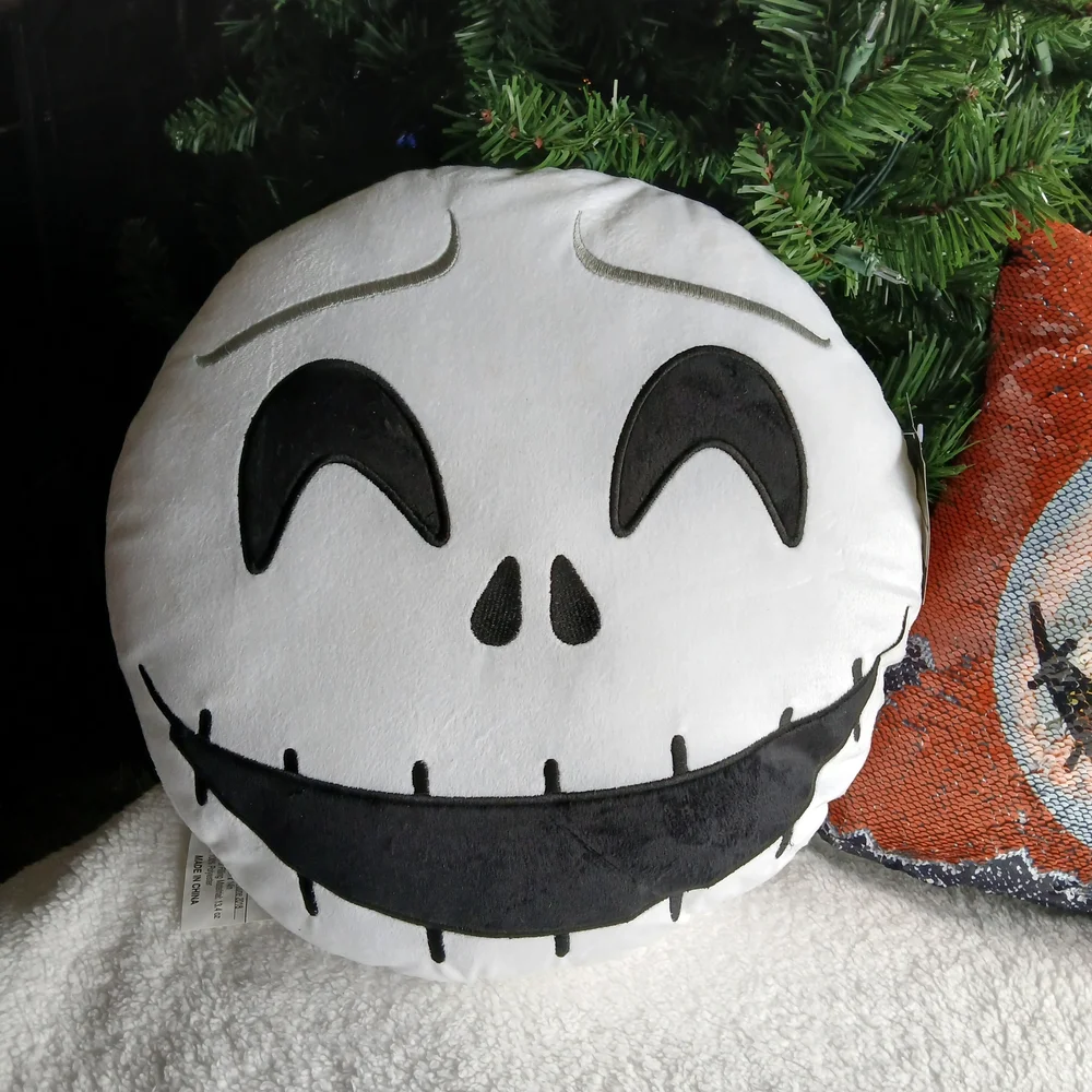 Halloween Themed Decorative Pillow Set